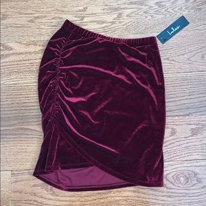 Velvet red skirt